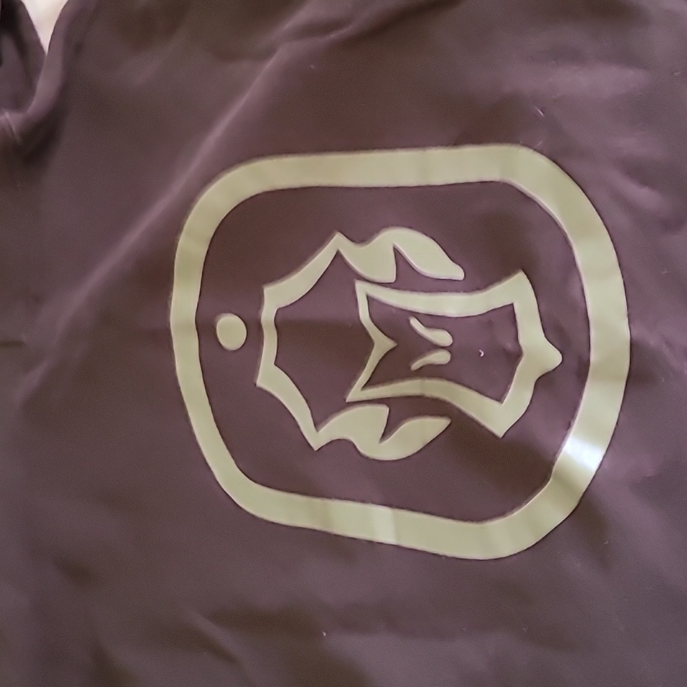 Sweat shirt with hoodie